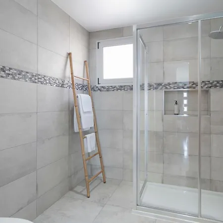 Casa Da Quinta Grande By An Island 別荘 カマラ・デ・ロボス