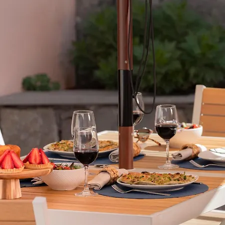 Casa Da Quinta Grande By An Island *