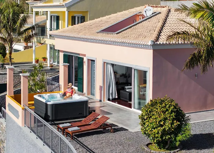 Casa Da Quinta Grande By An Island Hébergement de vacances *