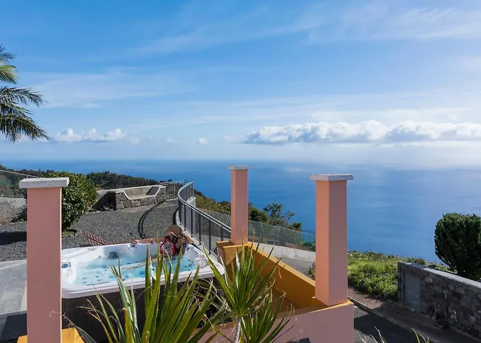 Casa Da Quinta Grande By An Island Hébergement de vacances Câmara de Lobos